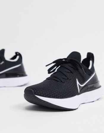 Nike Running React Infinity Flyknit Crne Bijele - Ženske Tenisice | 23986FXHJ